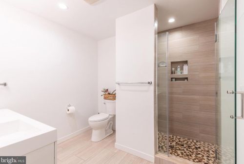 2123 Cumberland St, Philadelphia PA 19125-1718 exterior