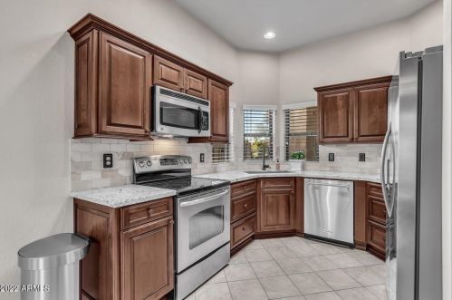 13036 46 St, Phoenix AZ 85044-4019 exterior