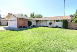 3525 Montclaire St, Sacramento CA  95821-3141 exterior