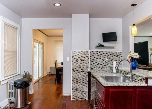 22 Berkeley Ter, Plainfield NJ 07062-1517 exterior