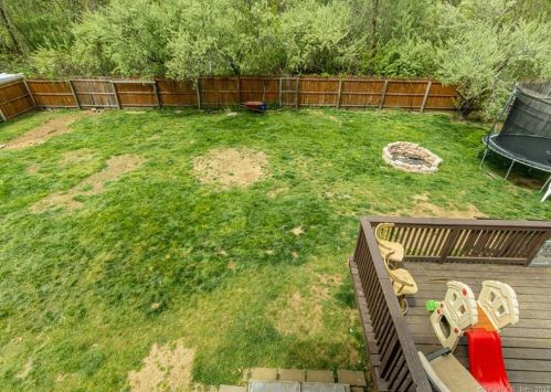 1893 Upper Maple St, Killingly CT 06241-1513 exterior