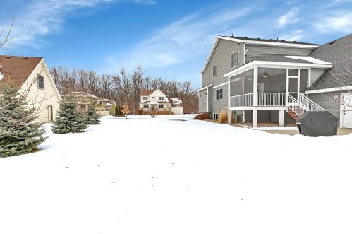 916 21st Ave, Sartell MN 56377-2465 exterior