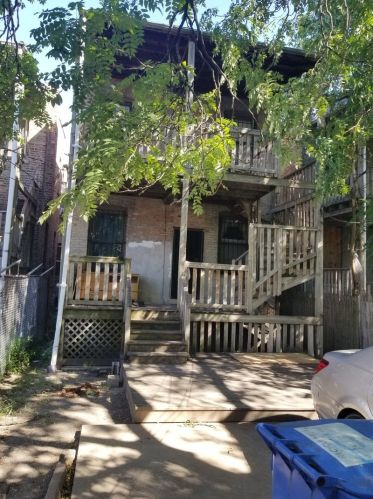 3719 Lexington St, Chicago IL 60624-3646 exterior