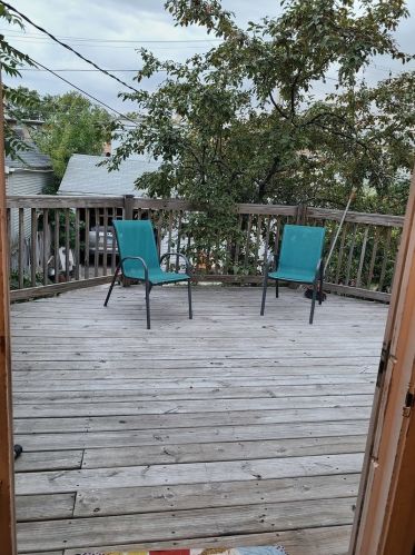 2310 Moody Ave, Chicago IL 60639-2732 exterior