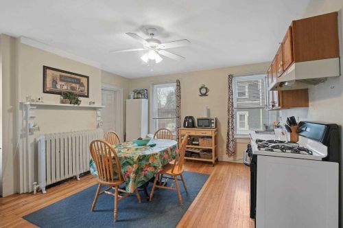 54 Clinton St, Poughkeepsie NY 12601-2522 exterior