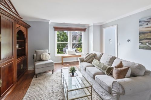 19 Rosemont Ave, Pittsburgh PA 15228-2434 exterior