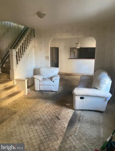 120 6 St, Darby PA 19023-2306 exterior