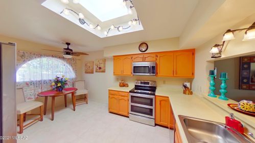 271 Circulo Napa, Green Valley AZ 85614-2821 exterior