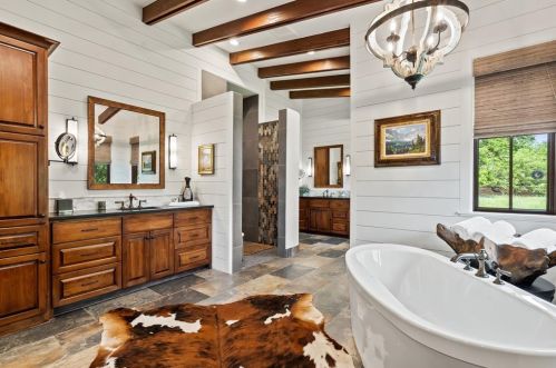 17117 Flagler Dr, Austin TX 78738-7610 exterior