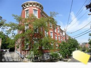 209 Winthrop Rd, Brookline MA  02445-4435 exterior