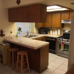 1430 Elm St, Roseville, CA 95678-2072