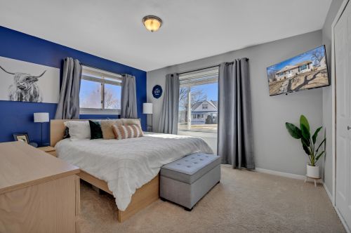 6252 Bennett Ave, Milwaukee WI  53219-4117 exterior