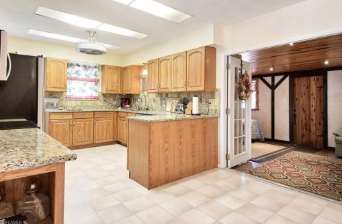 685 12 Ave, Naples FL 34120-6337 exterior