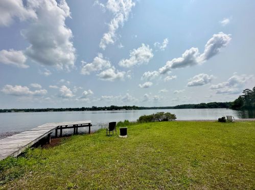 1096 Kings Lake Blvd, Defuniak Springs FL  32433-7110 exterior