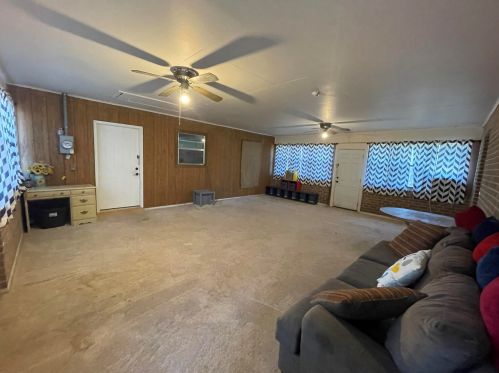 154 Royal Palm Ave, Defuniak Springs FL 32433-7553 exterior