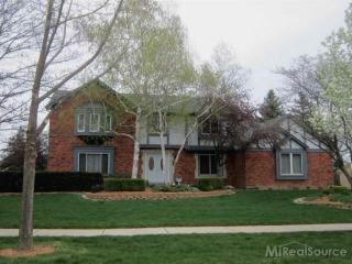 5340 Corbin Dr, Troy, MI 48098-2438