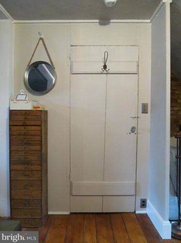 324 Camac St, Philadelphia PA 19140-4214 exterior