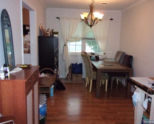 120 Parkview Dr, Teaneck NJ  07666-3804 exterior