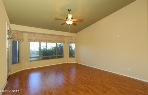 11438 Mtn Breeze Dr, Tucson AZ 85737-7247 exterior