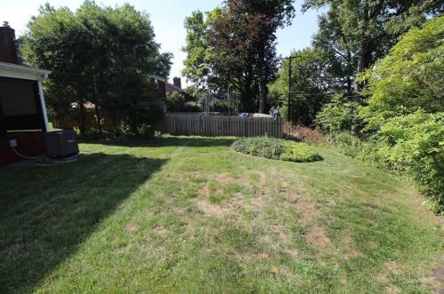 1238 Arrowood Dr, Pittsburgh PA 15243-1804 exterior