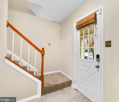 2115 Carriage Square Pl, Silver Spring MD  20906-5772 exterior