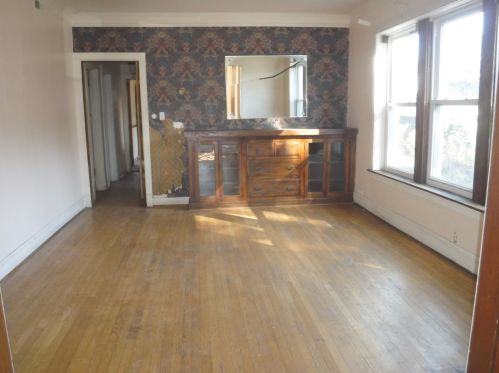 7641 Luella Ave, Chicago IL  60649-4107 exterior