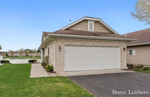 1688 Lisa Dr, Byron Township, MI 49315-8121