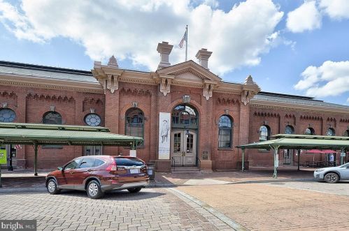 3322 Clay Pl, Washington DC 20019-1429 exterior