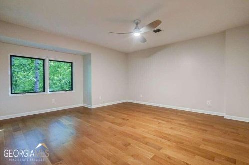 620 Colebrook Ct, Atlanta GA  30327-4710 exterior