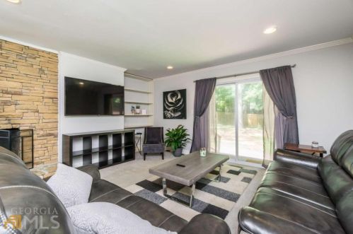 1970 Briarmill Rd, Atlanta GA  30329-2612 exterior