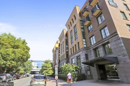 910 M St, Washington DC  20001-6313 exterior