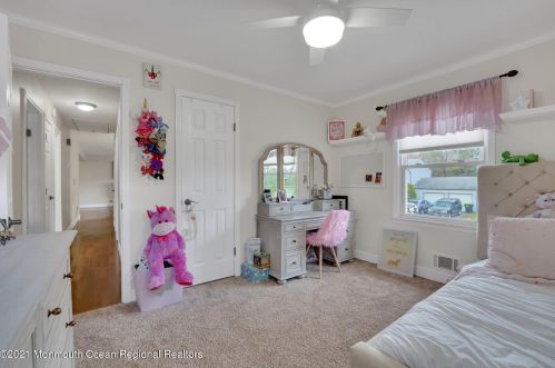 24 Sherwood Ln, Old Bridge NJ 08857-1635 exterior