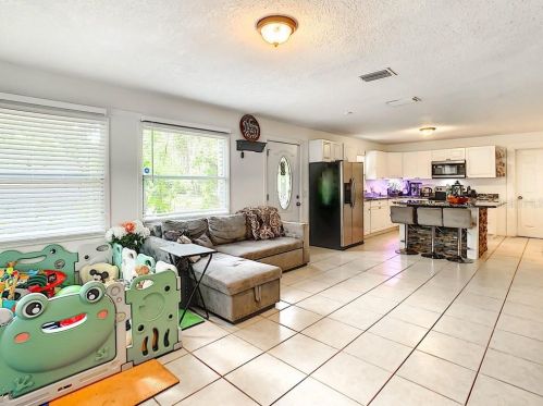 8302 22 St, Tampa FL 33604-2104 exterior