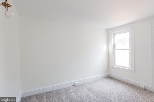 214 James St, Lancaster PA 17603-2839 exterior