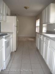 3020 Branderwood Dr, Greensboro NC  27406-4908 exterior