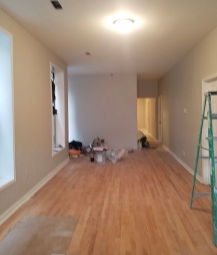 2736 Adams St, Chicago, IL 60612-2817