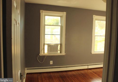 4106 Westfield Ave, Camden NJ 08110-3152 exterior