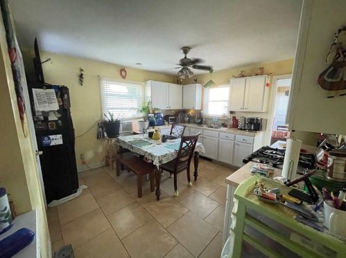 14 Lancashire St, Providence RI 02908-1611 exterior