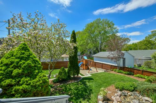 2951 Superior St, Milwaukee WI 53207-3074 exterior