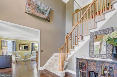 5 Cobblestone Ct, Columbus NJ 08022-1969 exterior