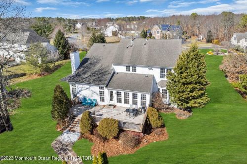 33 Jefferson Ct, Jackson Twp NJ  08527-5159 exterior