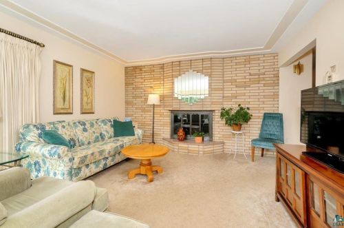 4824 Wyoming St, Duluth MN 55804-1242 exterior