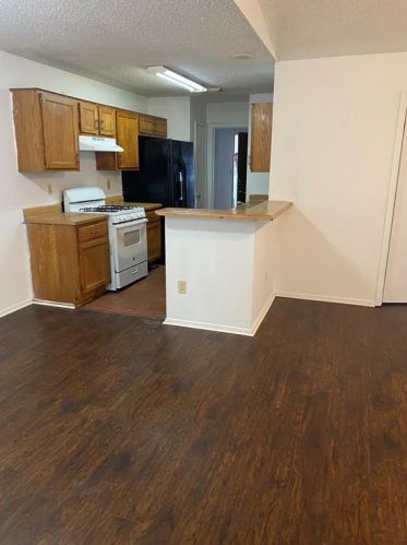 12312 Alderbrook Dr, Austin TX  78758-2440 exterior