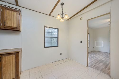 514 Royal Palm Ave, Defuniak Springs FL 32433-7548 exterior