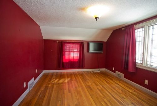 111 Laurel Rd, West Springfield MA 01089-3004 exterior