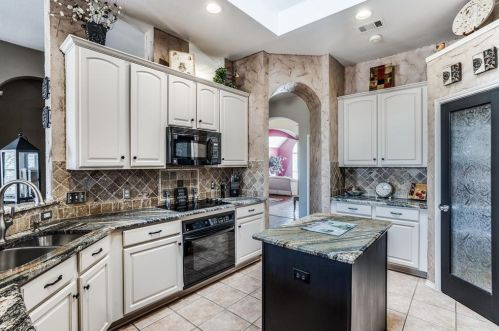 5732 Alister Ln, Frisco TX 75056-3716 exterior