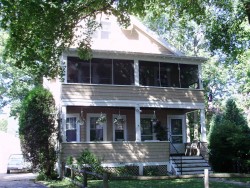 9 Woodbine Ter, Newton, MA 02466-1820