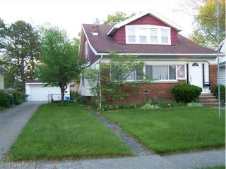 3877 162nd St, Cleveland, OH 44111-4205