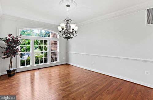 5014 Amber Meadow Vis, Ellicott MD  21043-4893 exterior