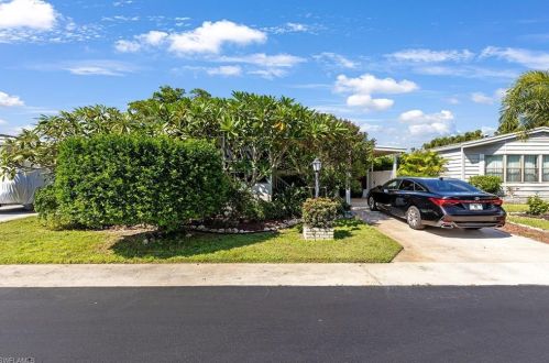 136 Arctic Way, Naples FL 34104-4103 exterior